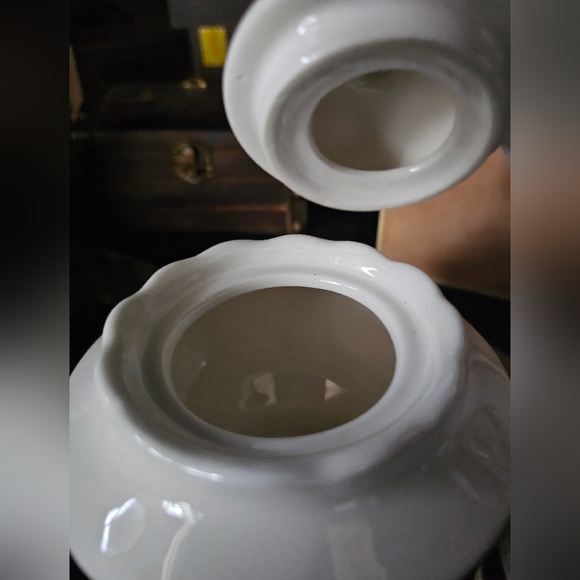 NIB Angioletti Designs Black Gold Scallop Porcelain 3-Pc Tea Set Teapot Sugar - Picture 10 of 14